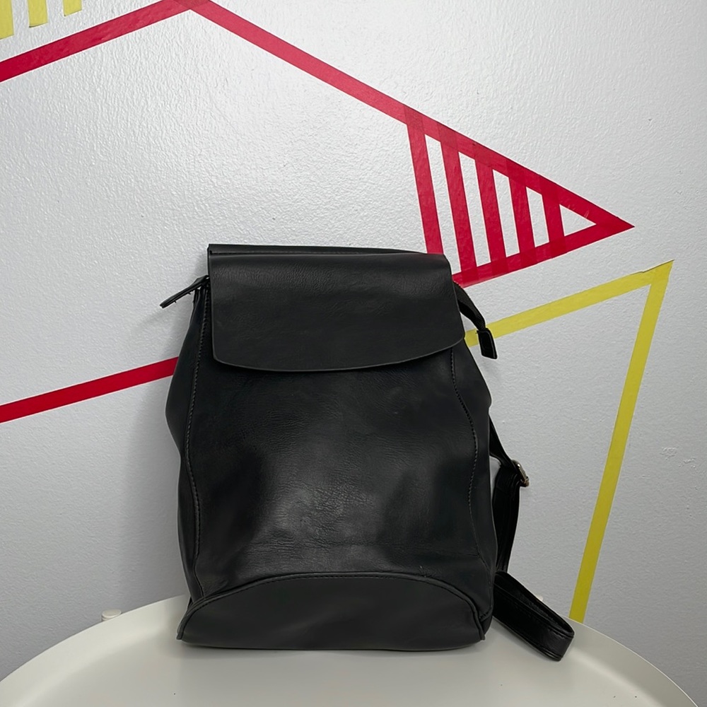 COPY - Black Backpack with Transformable Strap